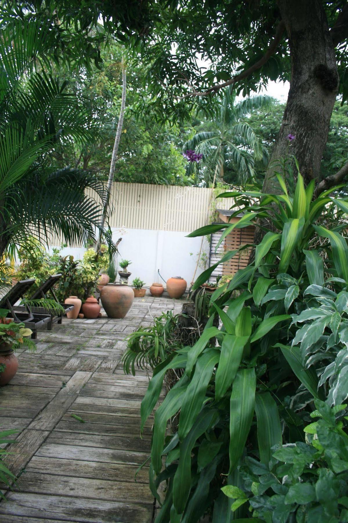 Baan Ing Ping Hotel Chiang Mai Bagian luar foto